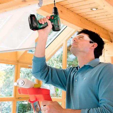 Помощник по хозяйству